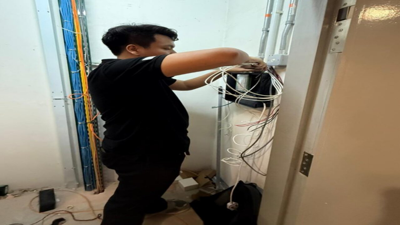 Pemasangan infrastruktur